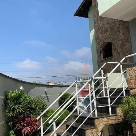 Buy this 5 bed house on Rua José Antônio da Silva in Bairro dos Casa, São Bernardo do Campo - SP