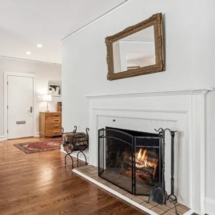 Image 6 - 2724 Simpson Street, Evanston, IL 60201, USA - House for sale