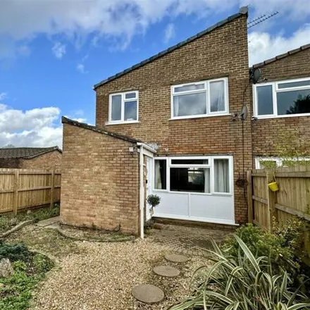 Buy this 4 bed house on Willow Close in Chepstow, NP16 5RA