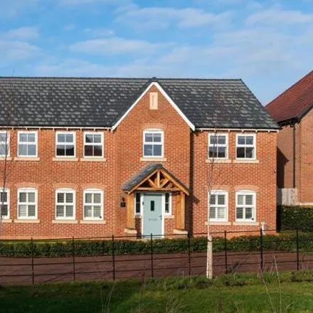 Buy this 5 bed house on Tandy Gardens in Bishop's Tachbrook, CV34 7BH