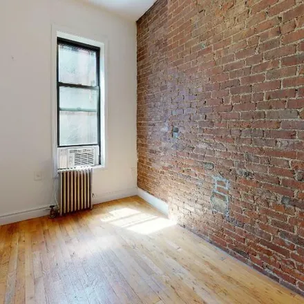 Rent this 3 bed apartment on 312 East 91st Street in New York, NY 10128