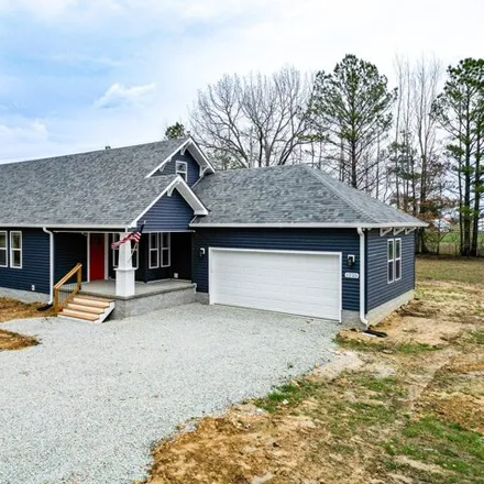 Buy this 3 bed house on Linden Highway in Hohenwald, TN 38462