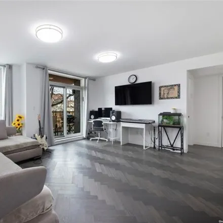 Image 1 - 1502 West 1st Street, New York, NY 11204, USA - Condo for sale