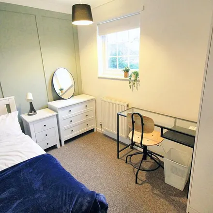 Image 7 - 43 Toftes Place, Norwich, NR5 9DA, United Kingdom - Apartment for rent