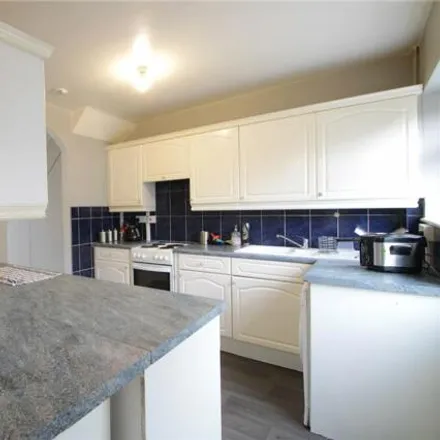 Image 5 - 39 Bowring Close, Bristol, BS13 0DQ, United Kingdom - Townhouse for sale