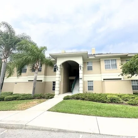 Rent this 2 bed condo on 1557 Eagle Pond Drive in Polk County, FL 33884