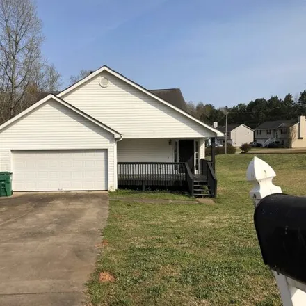 Rent this 3 bed house on 507 Brentwood Boulevard in Palmetto, Fulton County