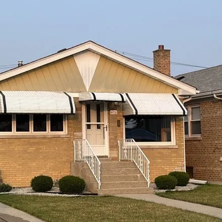 Rent this 3 bed house on Octavia Avenue in Harwood Heights, Norwood Park Township