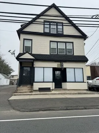 Rent this 3 bed house on 31 Lucy Street in Woodbridge, CT 06525