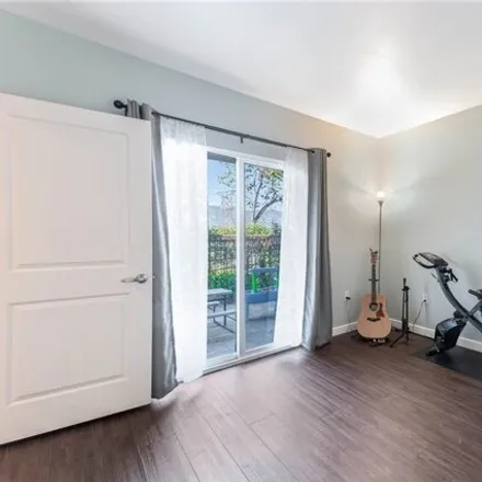 Image 7 - 15617 Odyssey Drive, Los Angeles, CA 91344, USA - Condo for sale