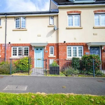 Buy this 3 bed townhouse on unnamed road in Caerphilly, CF83 3SJ