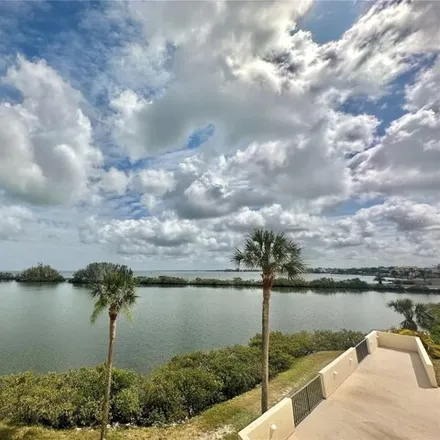 Buy this 1 bed condo on 5939 Sea Ranch Drive in Hudson, FL 34667