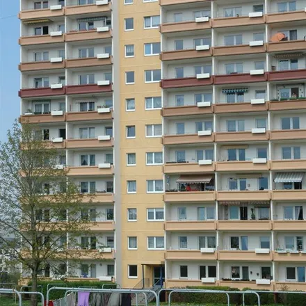 Rent this 3 bed apartment on Moseler Straße 6 in 08058 Zwickau, Germany