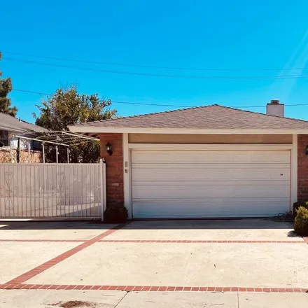 Buy this 4 bed house on 13999 Cranston Avenue in Los Angeles, CA 91342