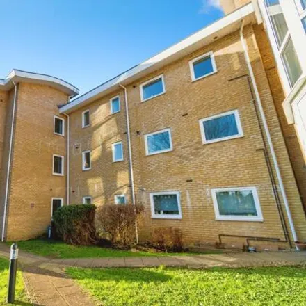 Image 2 - Surrey Point, 387-389 Winchester Road, Southampton, SO16 7BA, United Kingdom - Apartment for sale
