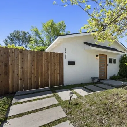Image 4 - 19016 Bessemer Street, Los Angeles, CA 91335, USA - House for sale
