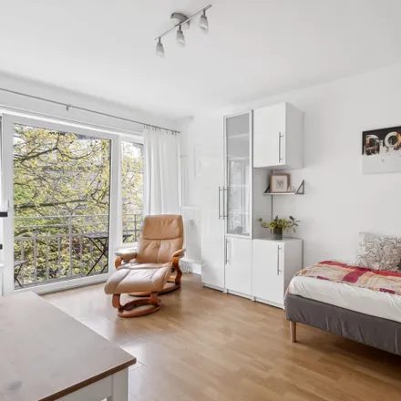 Image 2 - Eidelstedter Weg 2, 20255 Hamburg, Germany - Apartment for rent