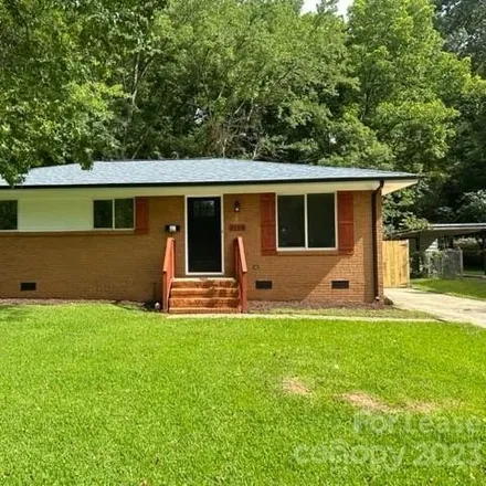 Rent this 3 bed house on 4116 Colebrook Road in Hope Park, Charlotte