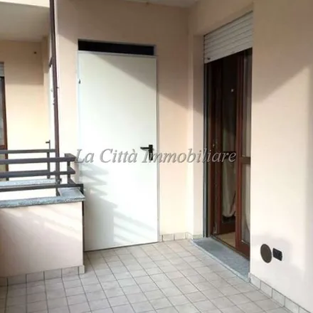 Image 3 - Via Carlo Coccia, 28100 Novara NO, Italy - Apartment for rent
