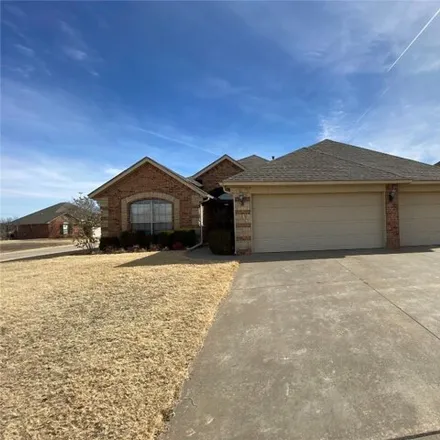 Rent this 4 bed house on Southeast 16th Street in Midwest City, OK 73020