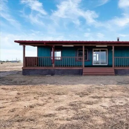 Buy this studio apartment on 15 Shondale Lane in Torrance County, NM 87035