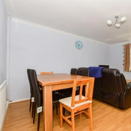 Image 2 - Stirling Road, South Willesborough, TN24 0PG, United Kingdom - Apartment for sale