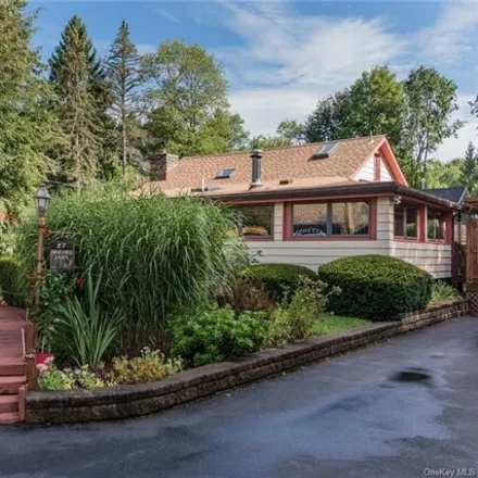 Rent this 2 bed house on 27 Pine Hill Drive in Village of Greenwood Lake, Warwick