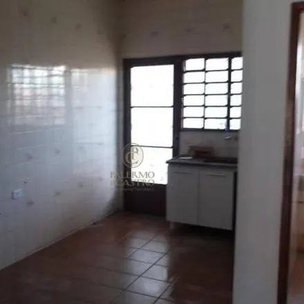 Rent this 3 bed house on Rua Ferdinando Ronconi in Caixa d'Água, Taubaté - SP