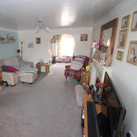 Image 4 - Harvest Way, Hindley, WN2 4GD, United Kingdom - House for sale
