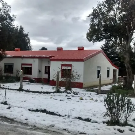 Buy this studio house on Patada autobús línea 21 in Calle de la Centella, Lago Moreno