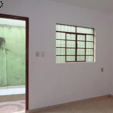 Rent this 2 bed house on Rua Ângelo Manzolla in Jardim Santo Antônio, Osasco - SP
