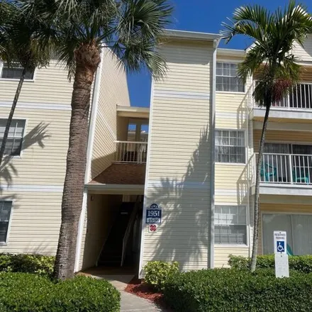 Rent this 1 bed condo on 1898 Charlesmont Drive in Melbourne, FL 32903