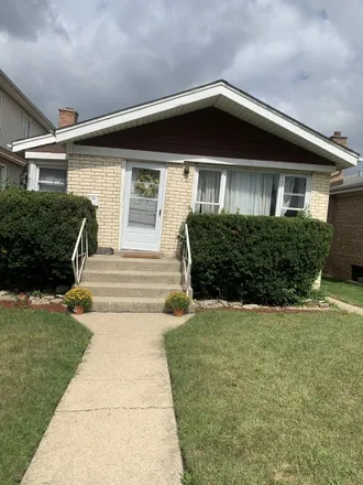 Rent this 3 bed house on 3732 West 66th Place in Chicago, IL 60629