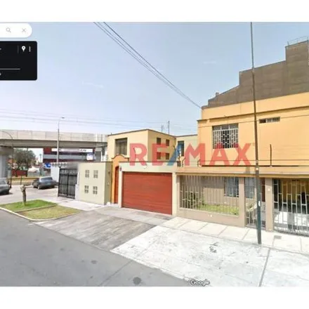 Buy this 7 bed house on Institución Educativa Santa Isabel in Jirón Enrique Salazar Barreto, Santiago de Surco