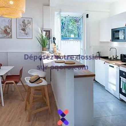 Image 4 - 16 Rue de la Sarra, 69600 Oullins, France - Apartment for rent