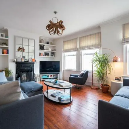 Rent this 3 bed apartment on Mohley House in Forster Road, London