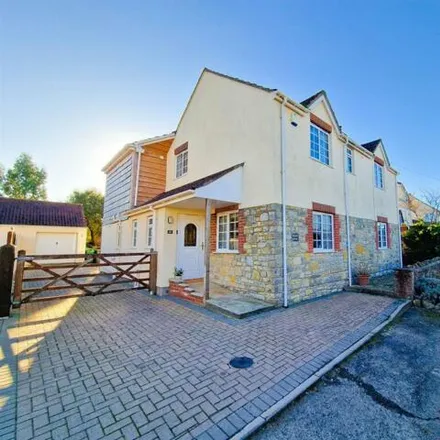 Buy this 5 bed house on Chilpitts in Woolavington, TA7 8DS