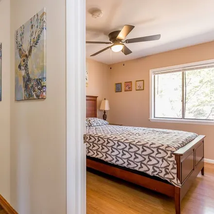 Rent this 3 bed house on McGaheysville in VA, 22840