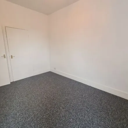 Image 3 - Bell Street, Wakefield, WF1 2EB, United Kingdom - Apartment for rent