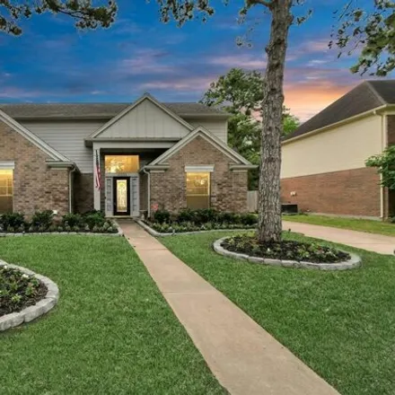 Image 2 - 17147 Meadow Heights Drive, Copperfield, Harris County, TX 77095, USA - House for sale