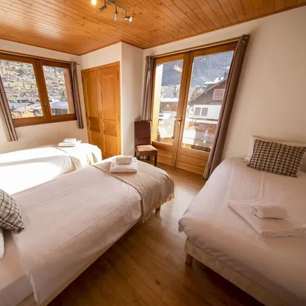 Rent this 2 bed apartment on 74110 Morzine
