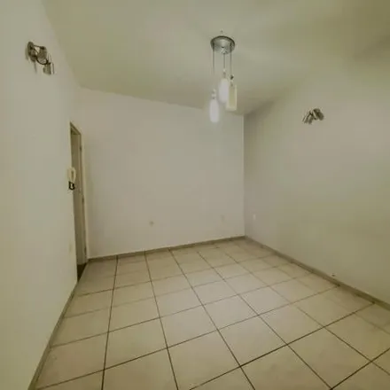 Rent this 2 bed house on Mercadão Vila Arens in Rua Professor João Luiz de Campos 210, Vianelo