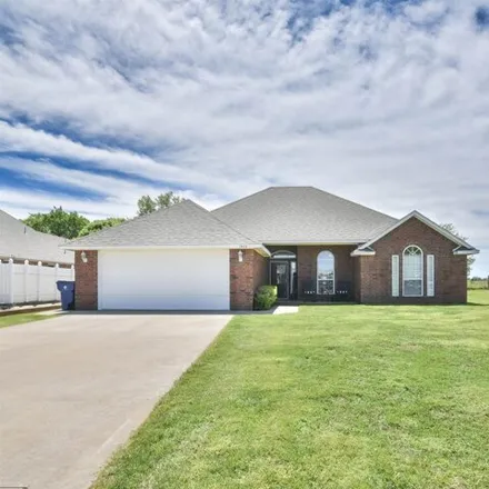 Buy this 3 bed house on 3498 Bates Drive in Duncan, OK 73533