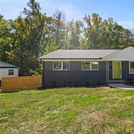 Buy this 3 bed house on 1101 Rollingwood Drive in Charlotte, NC 28217