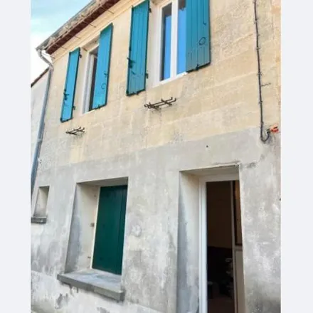 Rent this 2 bed apartment on 43 Rue Planterose in 33350 Castillon-la-Bataille, France