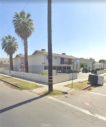 Rent this 2 bed apartment on Caledonia Masonic Lodge in Oregon Street, Kern