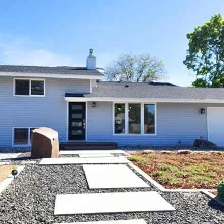 Buy this 3 bed house on 11508 East Fairview Avenue in Spokane Valley, WA 99206