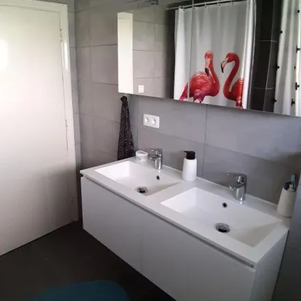 Rent this 3 bed apartment on Kroonlaan 2 in 2400 Mol, Belgium