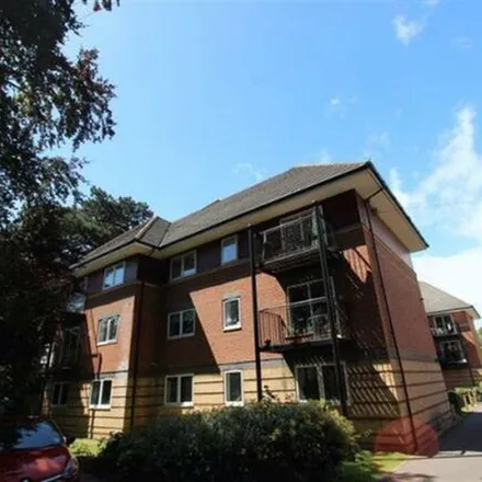 Rent this 2 bed apartment on Westrow Road in Archers Road, Bedford Place