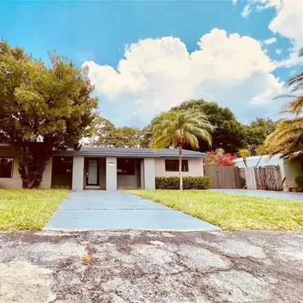 Buy this 3 bed house on 2708 Ne 16th Ave in Wilton Manors, Florida